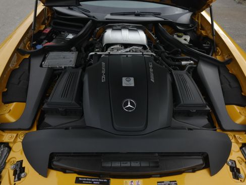 Used 2017 Mercedes-Benz AMG GT Coupe image 17