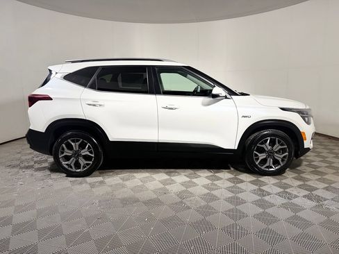 Used 2021 Kia Seltos EX AWD/4WD image 8
