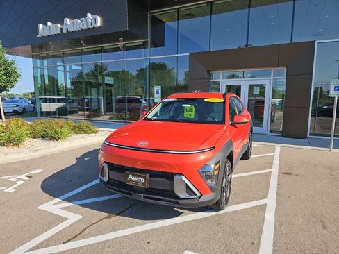 Certified 2024 Hyundai Kona SEL AWD/4WD image 1