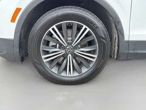 Used 2024 Volkswagen Tiguan Wolfsburg Edition image 42