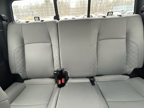 Used 2024 Toyota Tacoma SR5 image 17