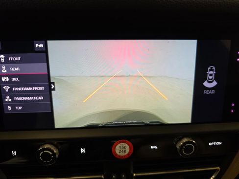Certified 2026 Porsche Macan AWD/4WD image 33