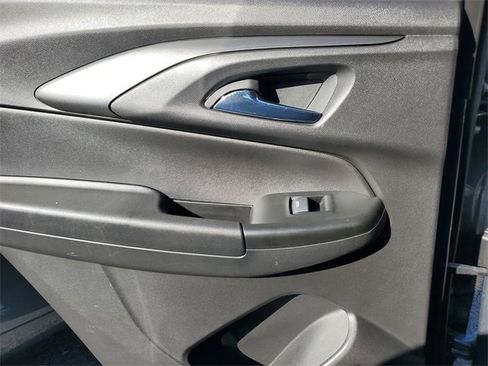 Used 2022 Chevrolet TrailBlazer LT w/ Convenience Package image 19