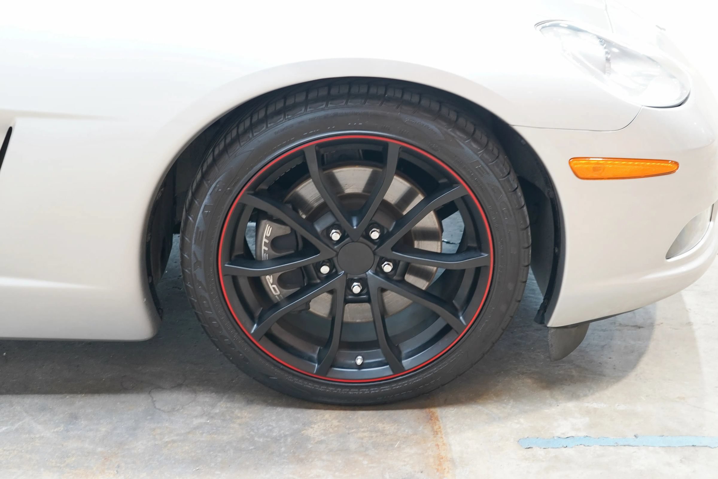 Used 2006 Chevrolet Corvette Coupe w/ Preferred Equipment Group RWD image 61