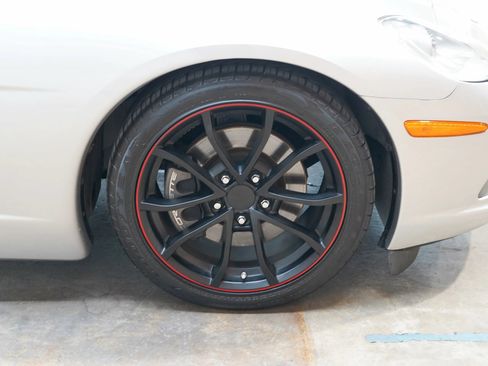 Used 2006 Chevrolet Corvette Convertible w/ Preferred Equipment Group RWD image 61