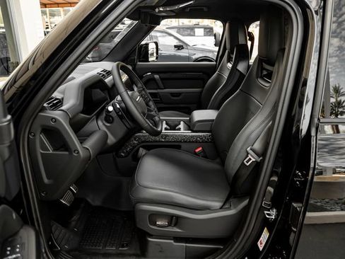 New 2026 Land Rover Defender 110 OCTA AWD/4WD image 15