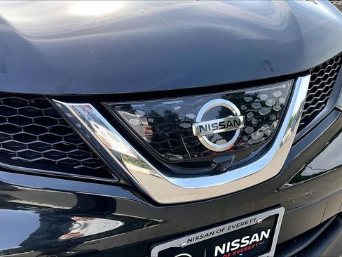 Used 2018 Nissan Rogue Sport SL w/ SL Premium Package AWD/4WD image 31