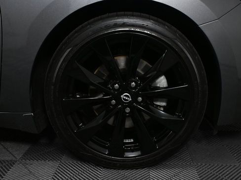 Used 2023 Nissan Maxima SR w/ Sport Mat Group image 34