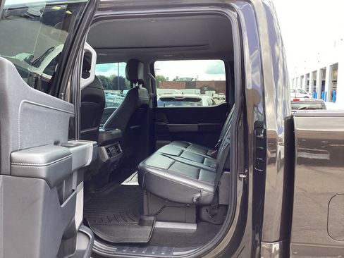 Used 2024 Ford F250 Lariat w/ Lariat Ultimate Package AWD/4WD image 14
