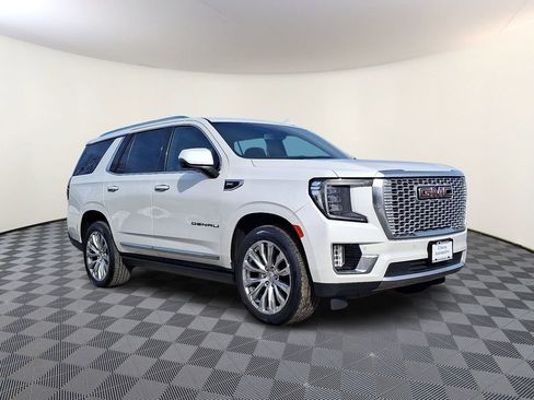 Used 2022 GMC Yukon Denali image 2