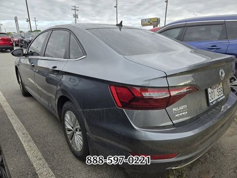 Used 2020 Volkswagen Jetta S image 4