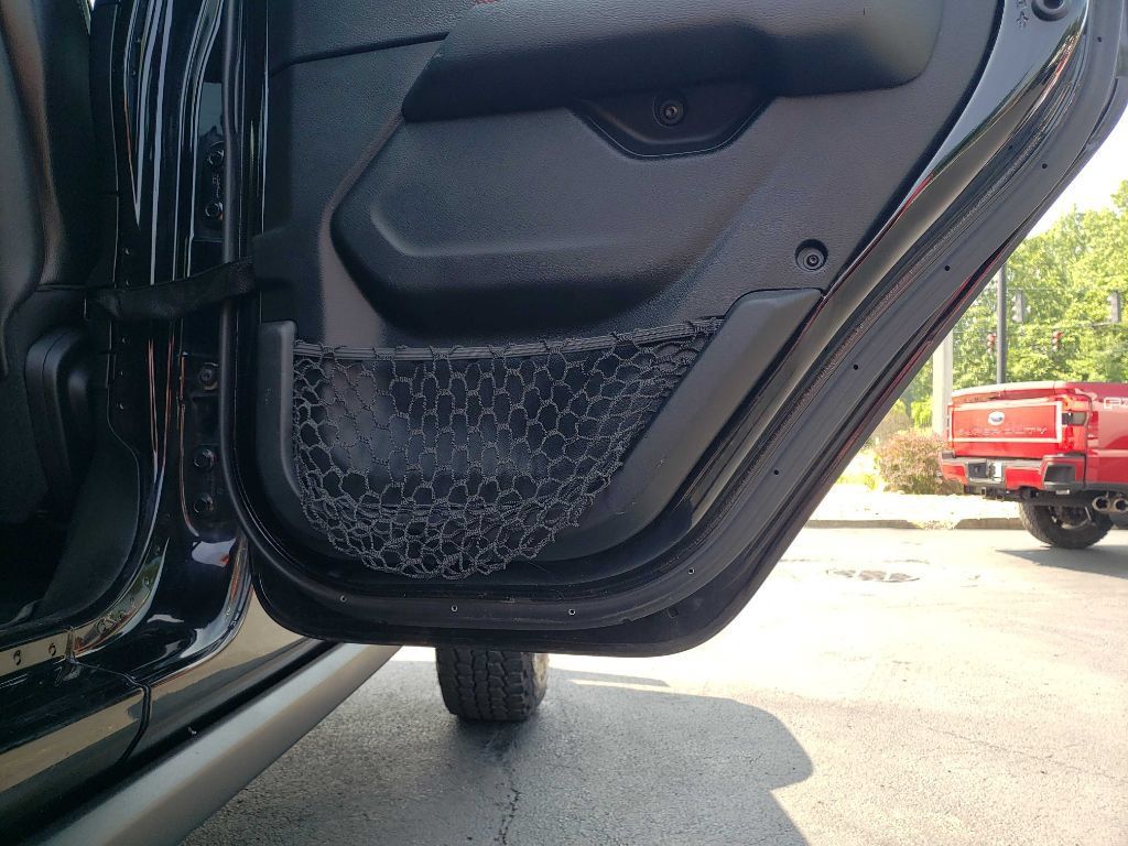 Used 2020 Jeep Gladiator Rubicon AWD/4WD image 41