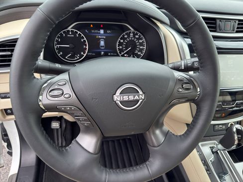 Certified 2024 Nissan Murano Platinum w/ Cargo Package image 16