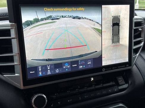 Used 2022 Toyota Tundra Platinum AWD/4WD image 26