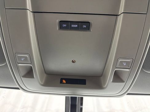 Used 2015 GMC Sierra 1500 SLE image 31