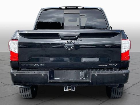 Used 2019 Nissan Titan SV w/ SV Convenience Package RWD image 5