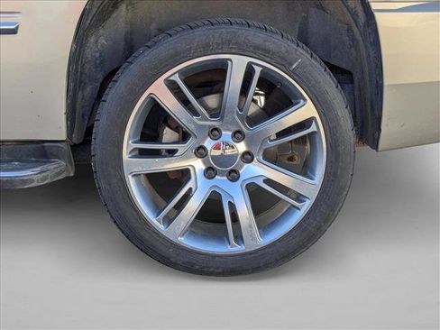 Used 2008 Cadillac Escalade image 9