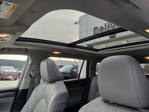 Used 2020 Toyota Highlander Platinum image 29
