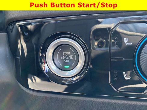 Used 2022 Chevrolet Silverado 1500 LT image 21