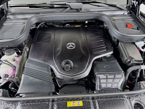 New 2026 Mercedes-Benz GLS 450 4MATIC image 34