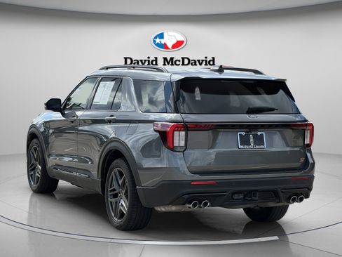 Used 2025 Ford Explorer ST w/ Sun And Sound Package AWD/4WD image 4