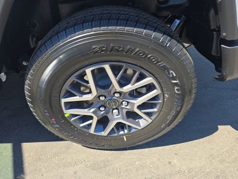 New 2026 Jeep Wrangler Unlimited Sahara AWD/4WD image 32