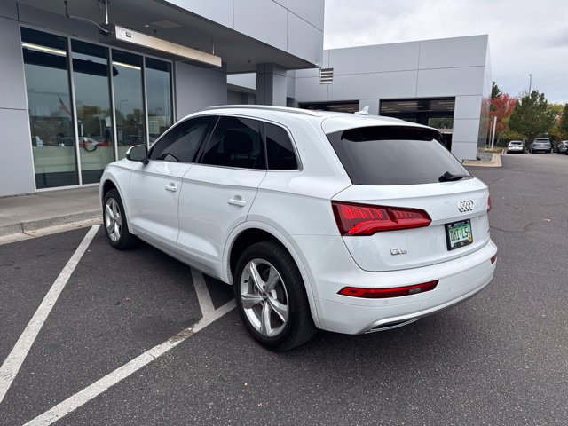 Used 2020 Audi Q5 2.0T Premium w/ Convenience Package AWD/4WD image 4