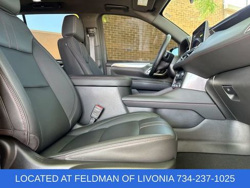 Used 2024 Chevrolet Tahoe RST w/ Luxury Package AWD/4WD image 28