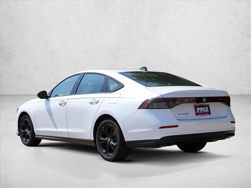 Used 2025 Honda Accord SE image 7