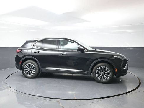 Used 2024 Buick Envision Preferred AWD/4WD image 3