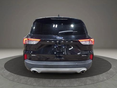 Used 2022 Ford Escape SEL image 6