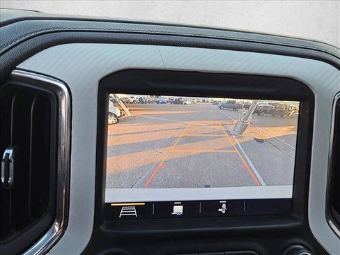 Used 2019 Chevrolet Silverado 1500 LTZ w/ LTZ Convenience Package image 14