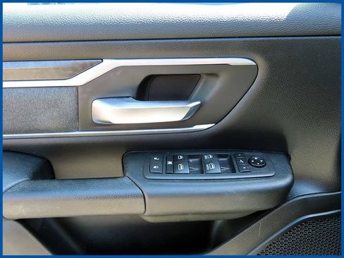 Used 2021 RAM 1500 Big Horn AWD/4WD image 13