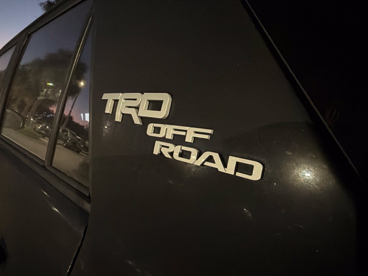 Used 2024 Toyota 4Runner TRD Off-Road Premium w/ Moonroof Package AWD/4WD image 4
