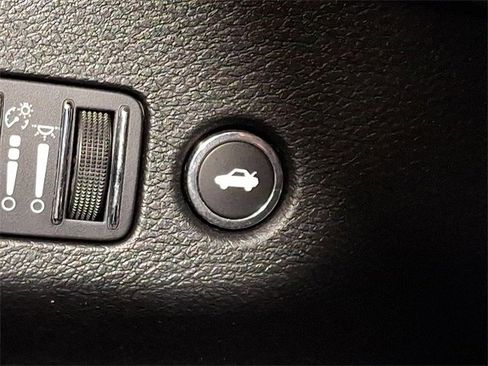 Used 2018 Dodge Challenger R/T w/ Sound Group image 25