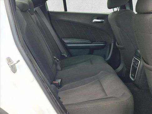 Used 2022 Dodge Charger SXT RWD image 13