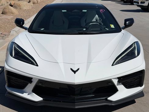 Used 2025 Chevrolet Corvette Stingray Preferred Conv w/ 2LT RWD image 3