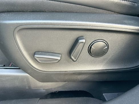 Used 2023 Ford Escape ST-Line w/ Cold Weather Package FWD image 12