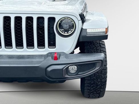 Used 2023 Jeep Gladiator Rubicon w/ LED Lighting Group AWD/4WD image 9