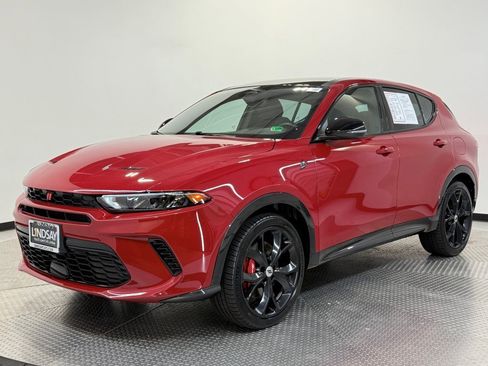 Used 2024 Dodge Hornet R/T Plus image 3