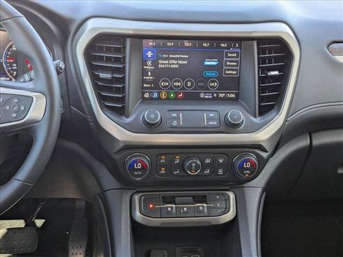 Used 2023 GMC Acadia Denali image 15