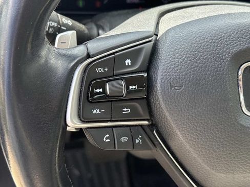 Used 2020 Honda Accord Touring image 28