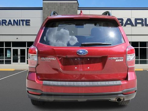 Used 2016 Subaru Forester 2.5i Limited AWD/4WD image 9