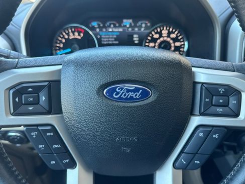 Used 2017 Ford F150 Lariat AWD/4WD image 26
