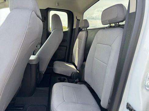 Used 2022 Chevrolet Colorado W/T w/ WT Convenience Package image 12