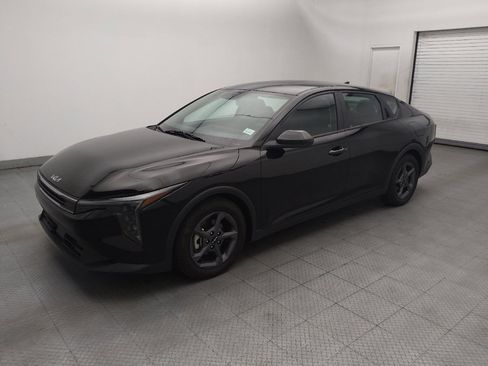 Used 2025 Kia K4 FWD image 2