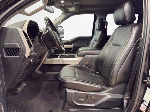 Used 2021 Ford F250 Lariat image 14