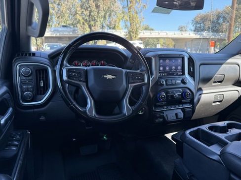 Used 2023 Chevrolet Silverado 2500 LT w/ Convenience Package image 18