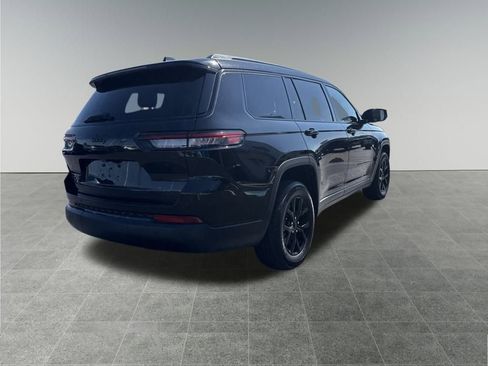 Used 2024 Jeep Grand Cherokee L Laredo image 6