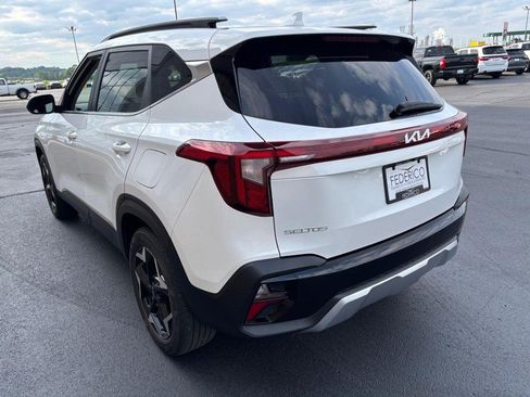 Used 2024 Kia Seltos EX AWD/4WD image 6